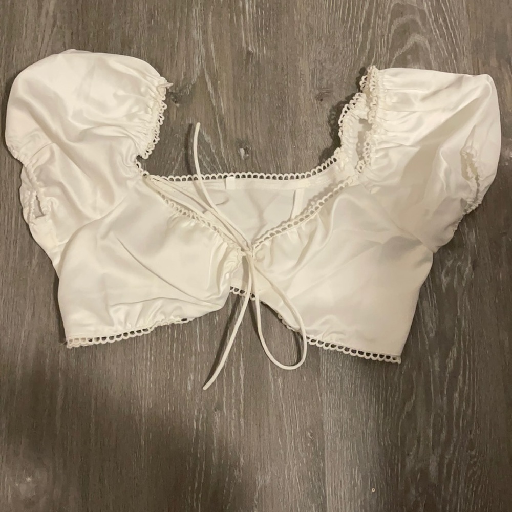 White crop top